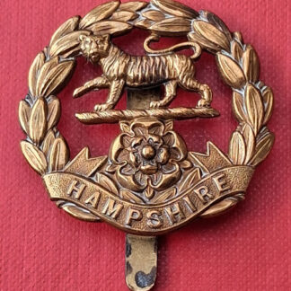 The Hampshire Regiment - WW1 Economy Issue Gilding Metal Cap Badge.