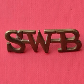 The South Wales Borderers - Gilding Metal Shoulder Title.