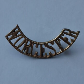 The Worcestershire Regiment - Gilding Metal Shoulder Title.