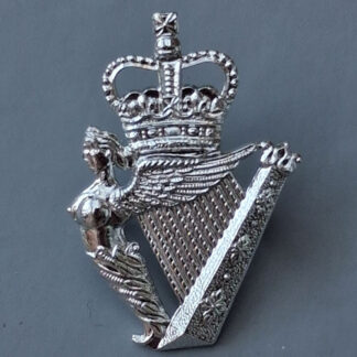 The Royal Irish Regiment - Silver Anodised Cap Badge.