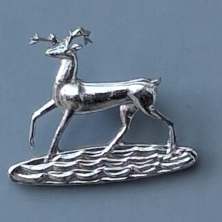 The Bedfordshire Territorials - Silver Anodised Cap Badge.