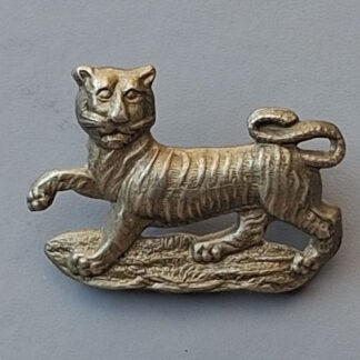 The Hampshire Territorials - White Metal Forage Cap Badge.