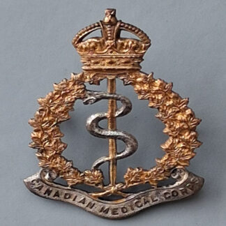 (Canada) The Canadian Medical Corps - Officer's Silver & Gilt Cap Badge.