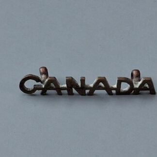 (Canada) "Canada" - Gilding Metal Shoulder Title.