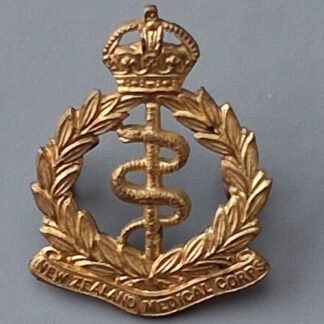 (New Zealand) The New Zealand Medical Corps - King's Crown Gilding Metal Collar Badge.