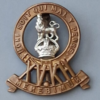 The 15th King's Hussars - King's Crown Bi Metal Cap Badge.