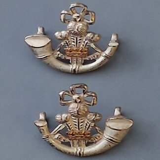 The Leeds Rifles - Officer's Silver Plate & Gilt Collar Badges.