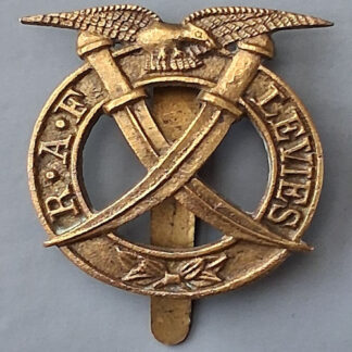 The Royal Air Force Iraq Levies - Cast Gilding Metal Cap Badge.