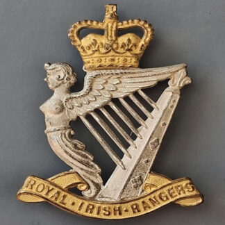 The Royal Irish Rangers - Queen's Crown Silver & Gilt Piper's Caubeen Badge.