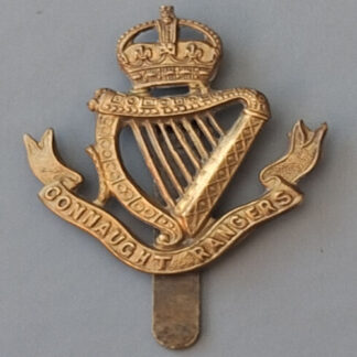 The Connaught Rangers - King's Crown Gilding Metal Cap Badge.